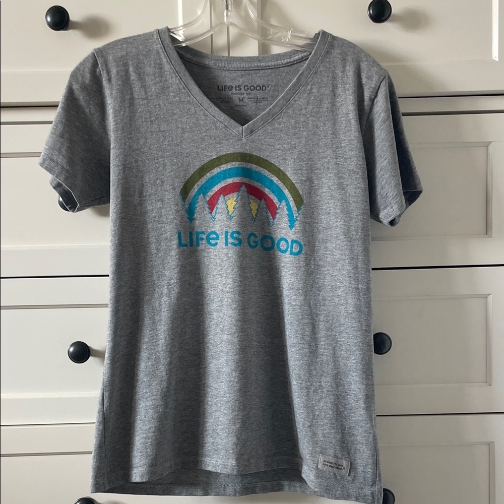 Life Is Good Women’s Gray Forrest Rainbow Short Sleeve Crusher Vee Neck - Medium